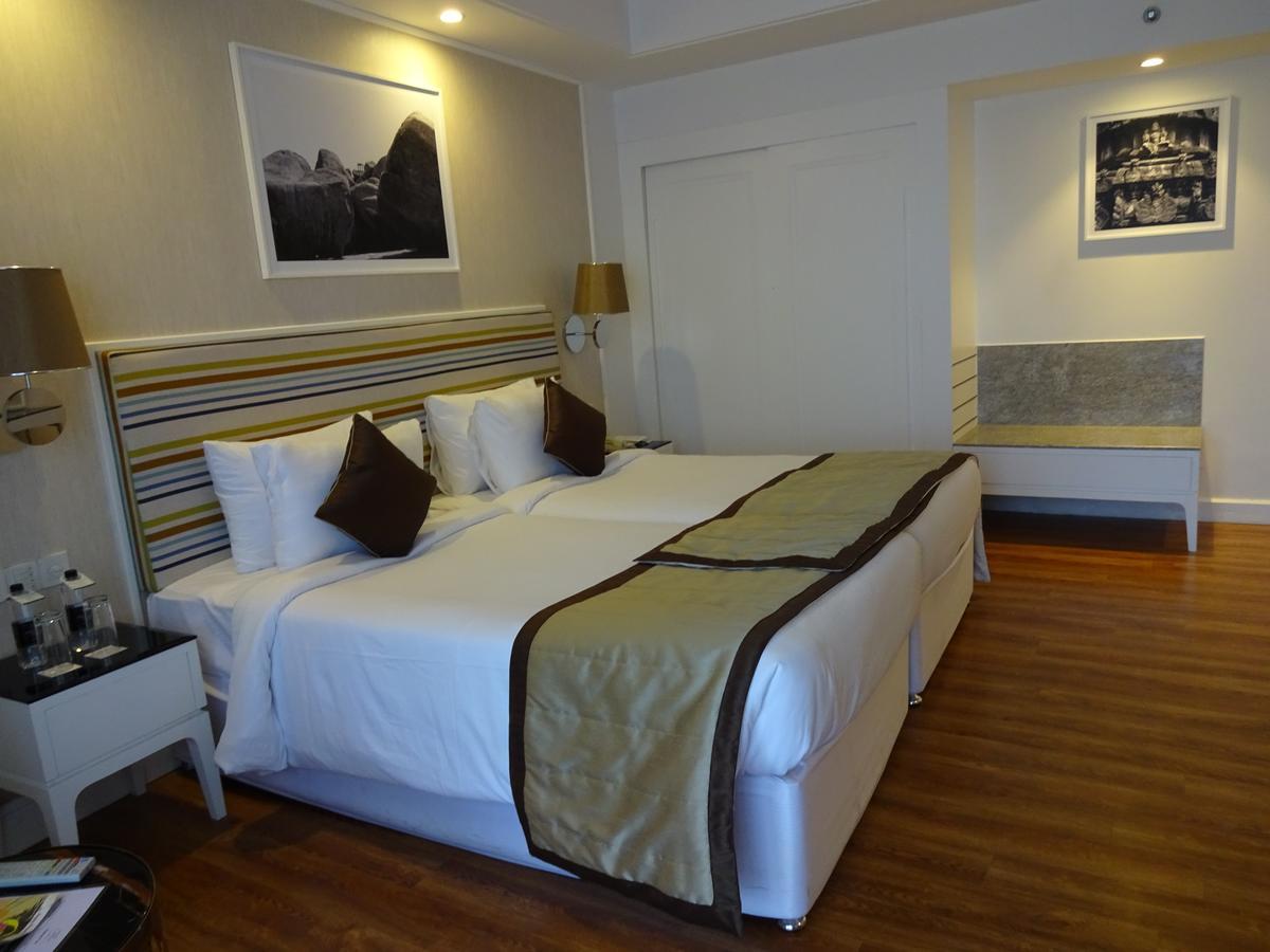 Amanora The Fern Hotels & Club Mundhva Εξωτερικό φωτογραφία